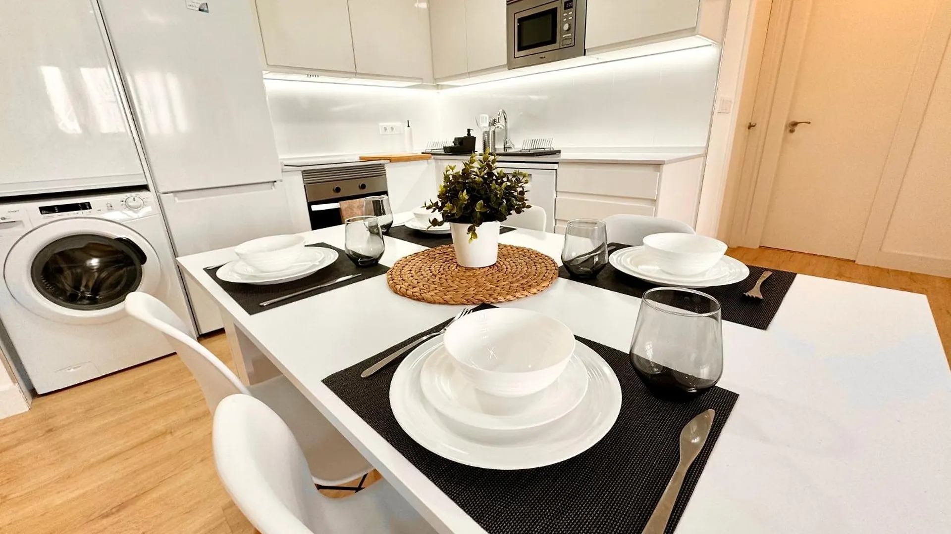 Malaga Luxury Apartment Near To The Beach
