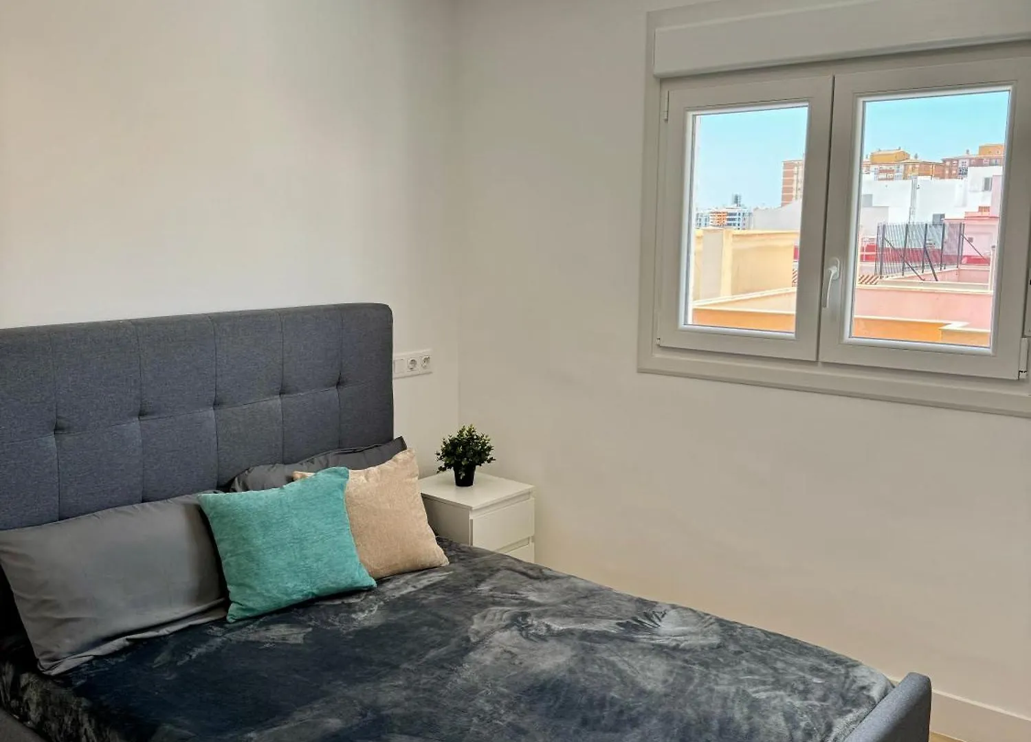 Malaga Luxury Apartment Near To The Beach