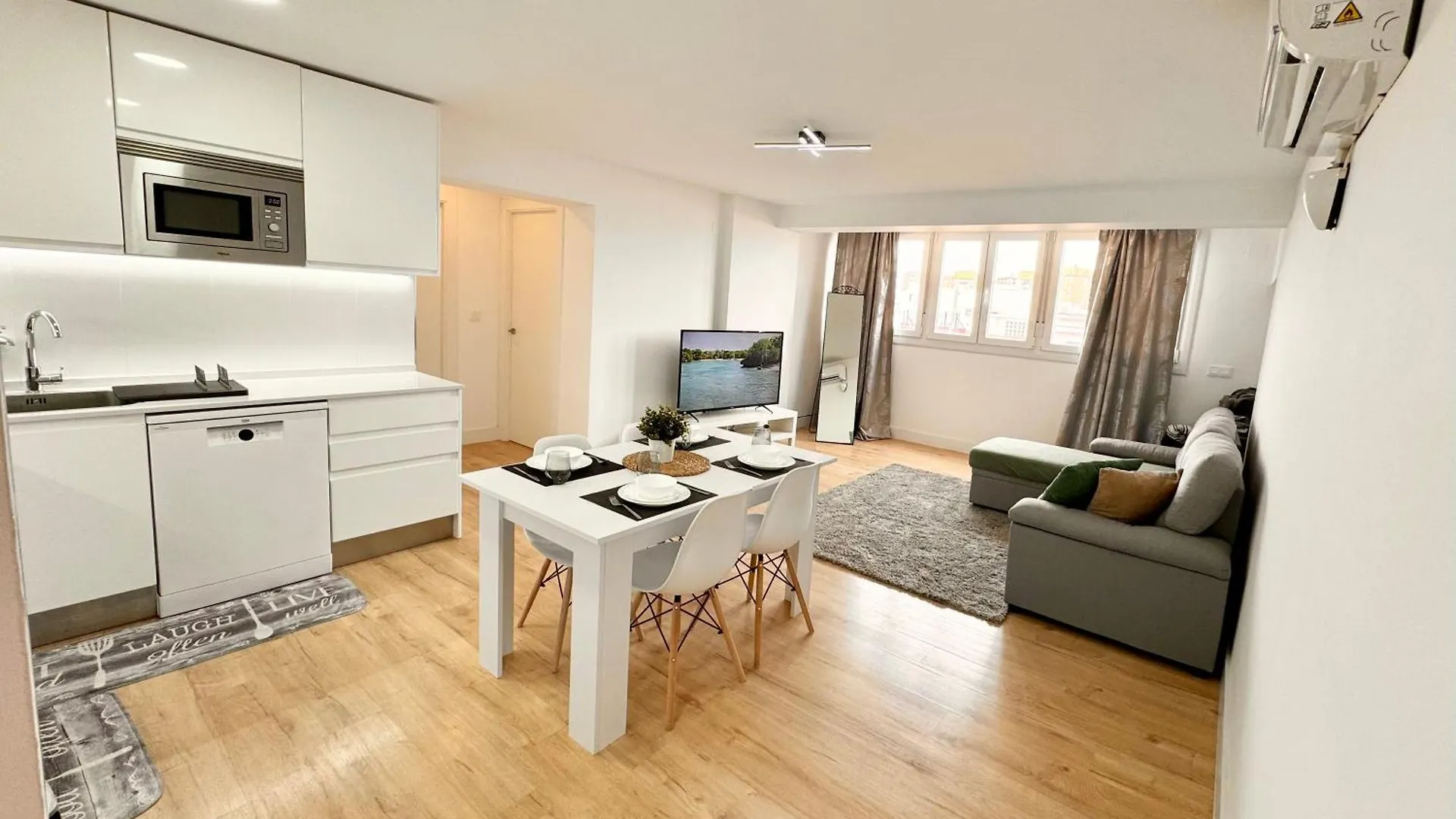 Malaga Luxury Apartment Near To The Beach